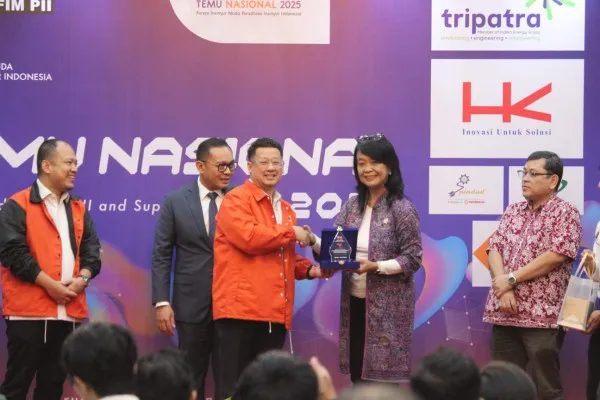 Wujudkan Re-Industrialisasi Nasional, Wamen Diana Tekankan Pentingnya Dukungan Insinyur dalam Pemban