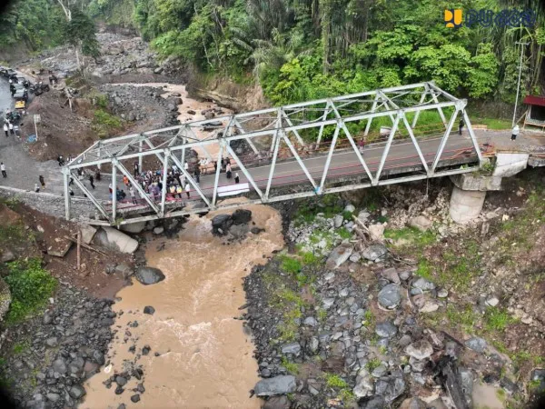 Pasang Penyangga Sementara, Jembatan Enang-Enang Kini Bisa Dilintasi Kendaraan Terbatas