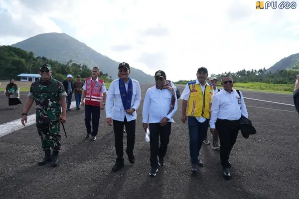 Dorong Pariwisata dan Mitigasi Bencana, Kementerian PU Siap Perpanjang Runway Bandara Bandaneira Jad