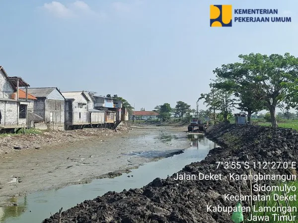 Percepat Penanganan Kekeringan, Kementerian PU Normalisasi Sungai di Lamongan