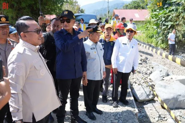 Menteri Dody Siapkan Sabo dan Perkuatan Tanggul Untuk Tangani Banjir Agam